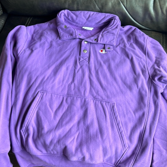 purple champion pullover - Picture 1 of 3